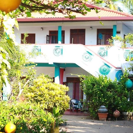 Mallika Guest House Tangalle Dış mekan fotoğraf