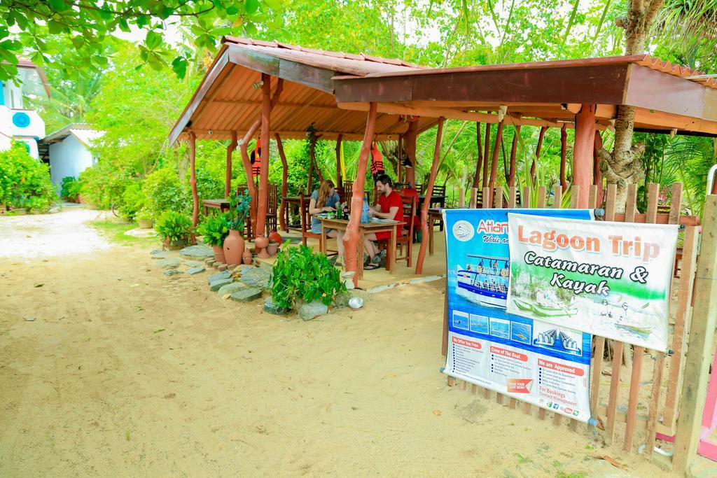 Mallika Guest House Tangalle Dış mekan fotoğraf